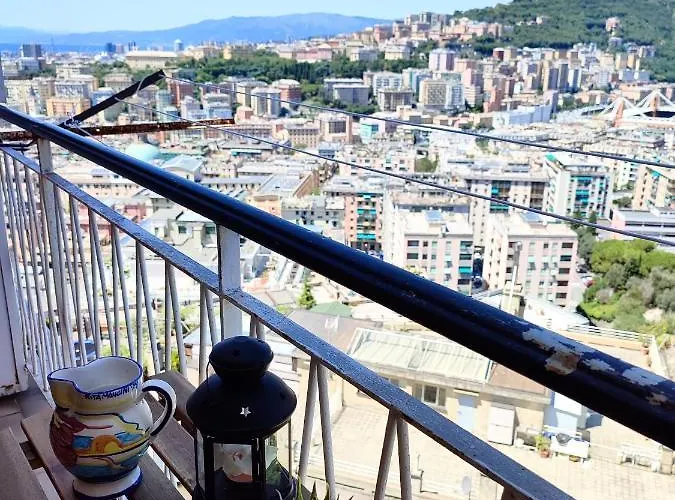 Donny Dude Panorama جنوة